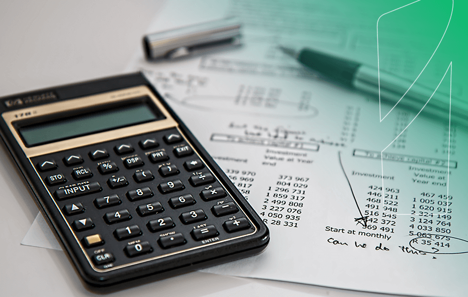 Calculadora con recibos y esfero